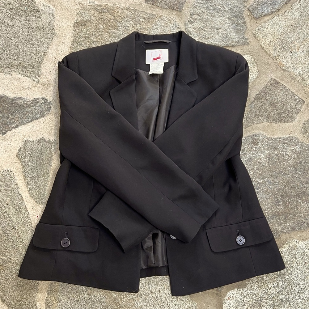 Black blazer (mondi)